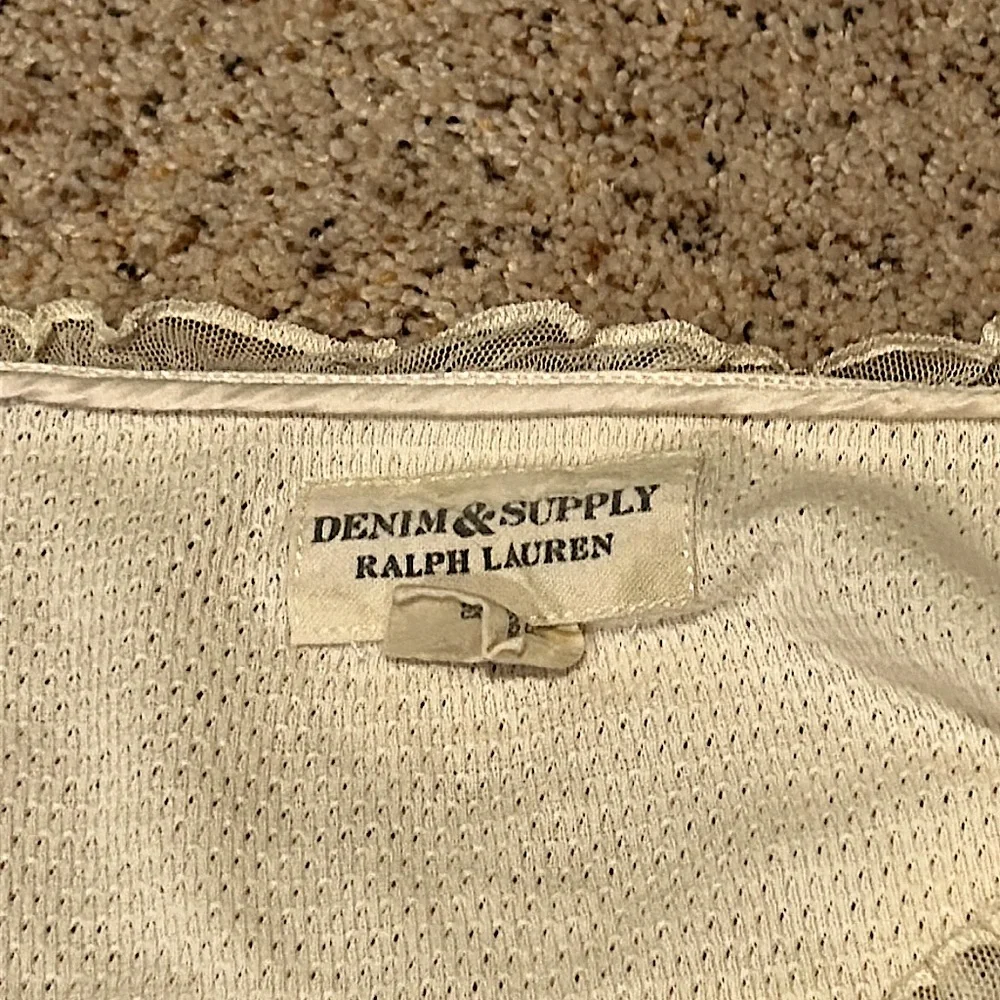 Denim and Supply Ralph Lauren Cute Long Sleeve Ruffled Crop Top Shirt **Size L** - Picture 3 of 3